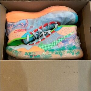 KD12 EYBL